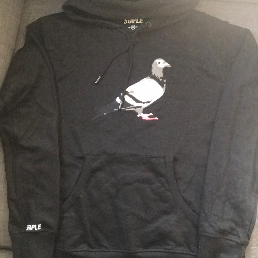 Staple pigeon embroidered black hoodie